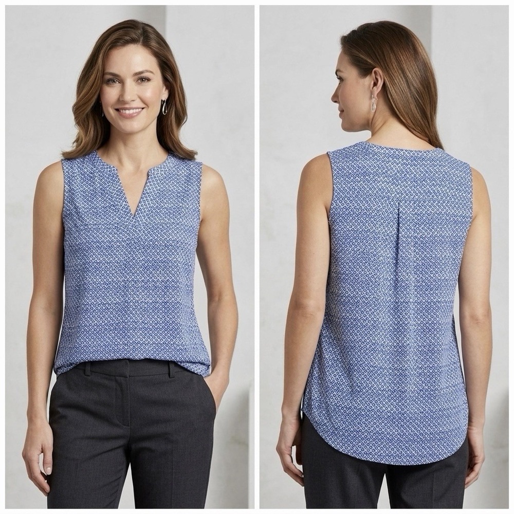 Adrianna Papell V-Neck Blue White Geometric Print Sleeveless Top‎ Blouse Medium